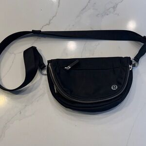 lululemon athletica Black Belt Bag